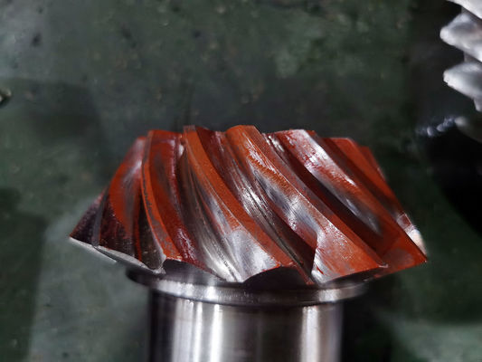 Bánh răng côn xoắn ốc SAE 8620 58 - 62 HRC AISI AGMA 8