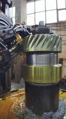 Chuỗi truyền hai bánh răng xoắn ốc Pinion Hobbing Services 70mm ISO 8-9 Grade