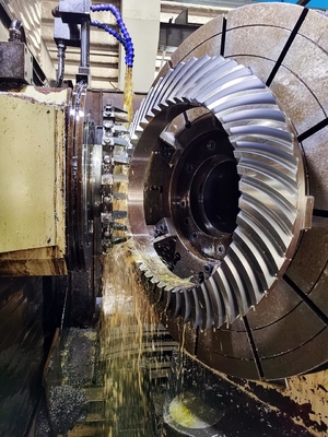 HRC58 35° Helix Conical Gear 0,2mm với xử lý nhiệt thấm cacbon