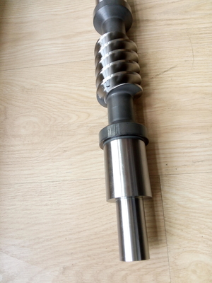 697mm đường kính bên ngoài giảm gấp đôi Worm Gear Reducer cho các ứng dụng tải trọng nặng